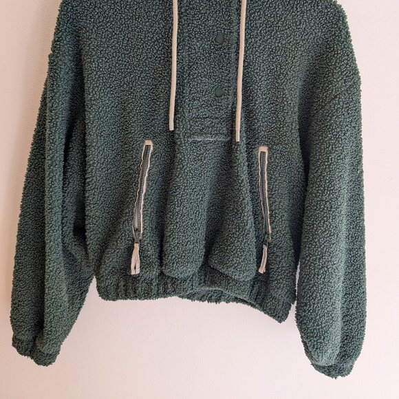 Universal Thread Goods Co. Kangaroo Pouch Sweater – XS Dark Green - Picture 5 of 8
